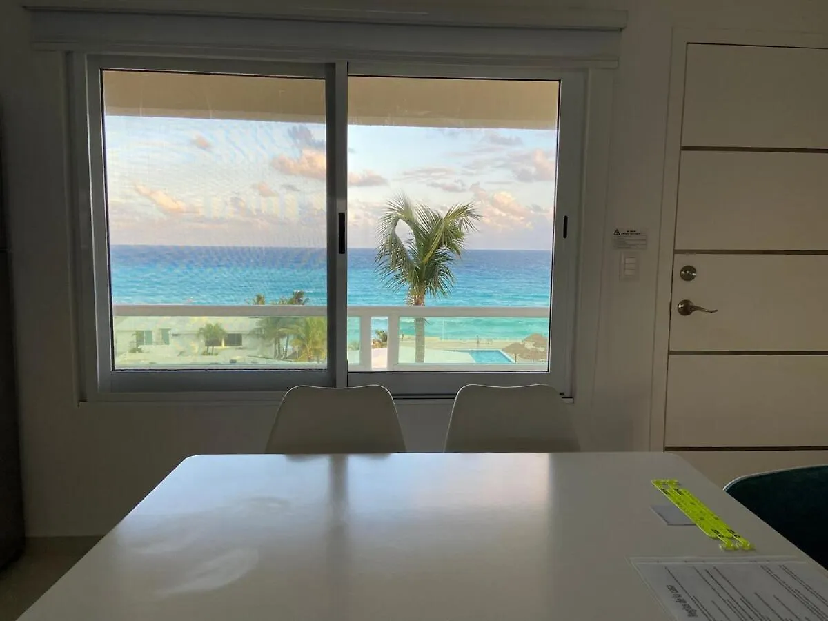 Beach Front And Lagoon View Condo In Cancun Apartment